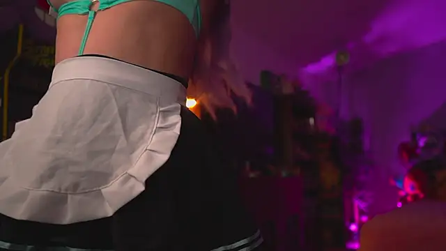 Snapshot of ambarEvans chatting on February 2, 2025, 11:21 pm ambarEvans online show from February 2, 2025, 11:21 pm