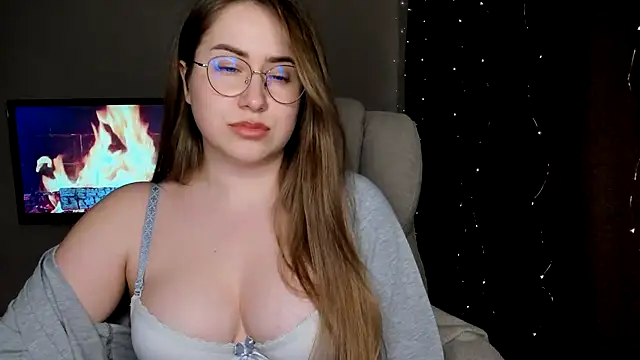 Snapshot of SeasonalSomeone chatting on March 15, 2025, 3:06 pm SeasonalSomeone online show from March 15, 2025, 3:06 pm