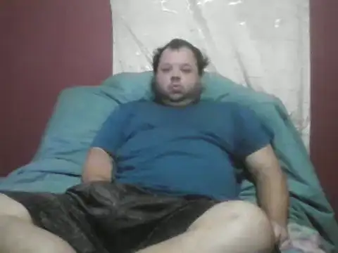 Snapshot of Strongbutgentle36 chatting on October 25, 2025, 9:06 am Strongbutgentle36 online show from October 25, 2025, 9:06 am