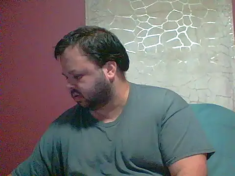 Snapshot of Strongbutgentle36 chatting on November 6, 2025, 6:58 am Strongbutgentle36 online show from November 6, 2025, 6:58 am