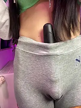 Trixie-Tainted online show from February 19, 2025, 10:56 am