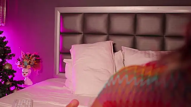 Snapshot of Rachel_Quinn_ chatting on December 30, 2024, 11:04 am Rachel Quinn online show from December 30, 2024, 11:04 am