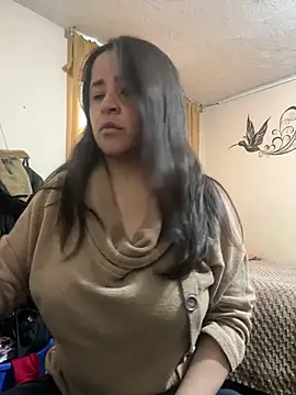 latinfemale online show from October 26, 2025, 8:59 pm