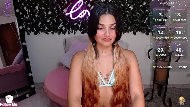 Snapshot of DestinyHills chatting on March 15, 2025, 3:06 pm DestinyHills online show from March 15, 2025, 3:06 pm
