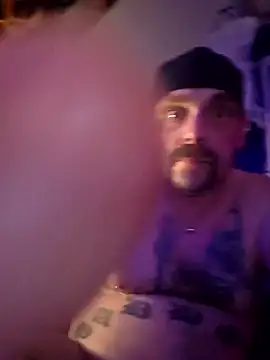 canadacockinme online show from November 25, 2025, 1:38 am