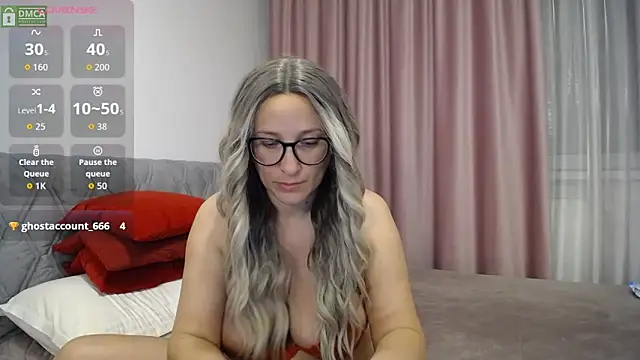 Aphrodite S32 online show from October 4, 2025, 3:26 am