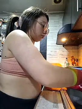 linda-schmidt online show from November 26, 2025, 7:48 pm