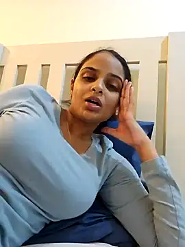 DirtySnowball69 online show from February 6, 2025, 6:13 pm