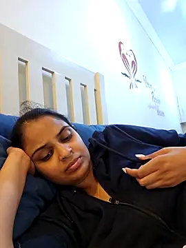 DirtySnowball69 online show from February 19, 2025, 6:00 pm