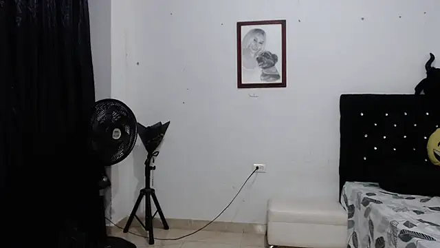 Snapshot of venuz_mendoza20 chatting on November 4, 2025, 2:05 pm venuz mendoza20 online show from November 4, 2025, 2:05 pm