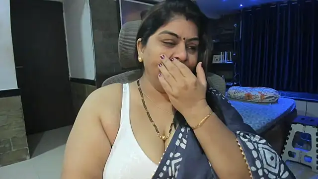 Snapshot of tarivishu23 chatting on March 12, 2025, 12:42 am tarivishu23 online show from March 12, 2025, 12:42 am