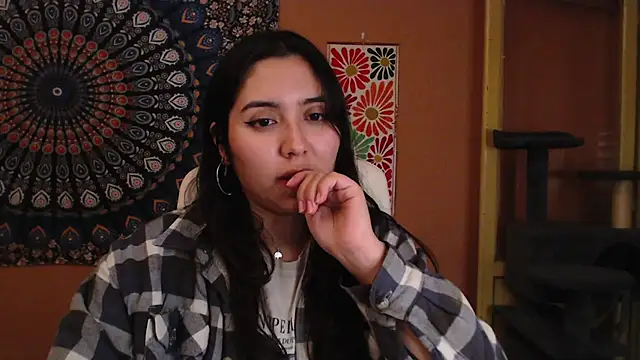 Snapshot of IntimateTales chatting on December 11, 2024, 8:39 pm IntimateTales online show from December 11, 2024, 8:39 pm