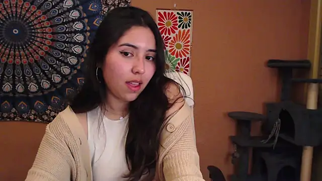 Snapshot of IntimateTales chatting on January 15, 2025, 8:48 pm IntimateTales online show from January 15, 2025, 8:48 pm