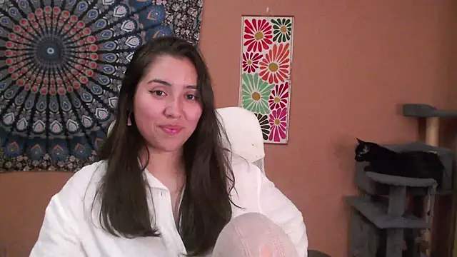 Snapshot of IntimateTales chatting on September 26, 2025, 7:40 pm IntimateTales online show from September 26, 2025, 7:40 pm