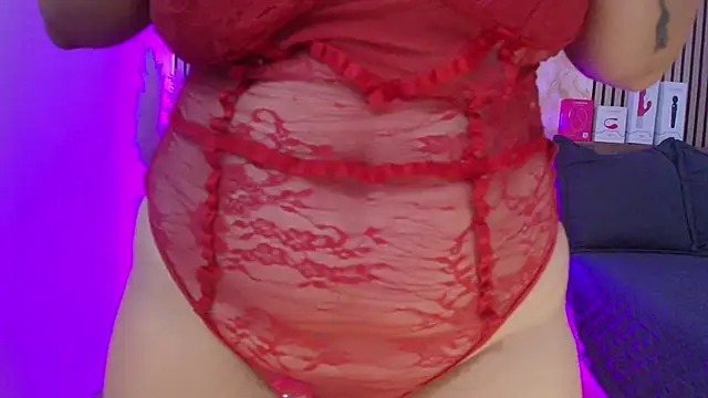 Snapshot of JuliRamirez chatting on October 26, 2025, 1:06 pm JuliRamirez online show from October 26, 2025, 1:06 pm