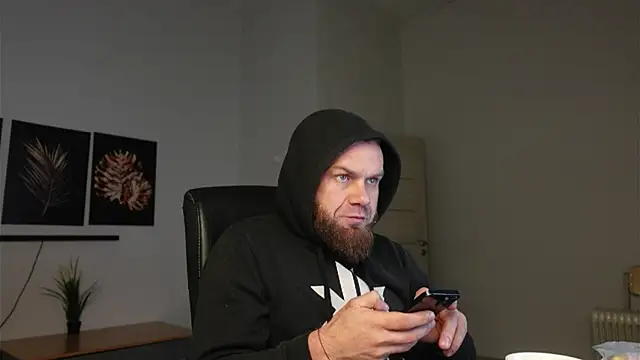 Tommy Burnz online show from November 29, 2025, 7:00 am