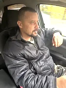 DanielOhCool online show from October 5, 2025, 11:30 am