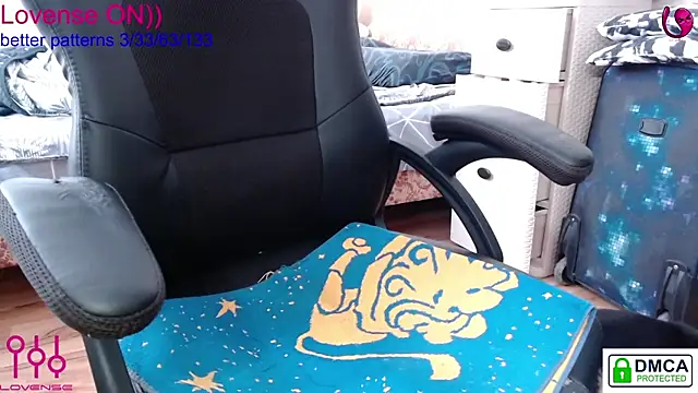 sweet cute cat online show from March 12, 2025, 7:57 am