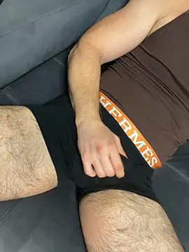 Snapshot of bestofsex99 chatting on October 16, 2025, 5:47 pm bestofsex99 online show from October 16, 2025, 5:47 pm