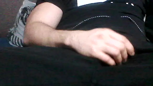 Snapshot of bestofsex99 chatting on December 17, 2025, 3:40 pm bestofsex99 online show from December 17, 2025, 3:40 pm