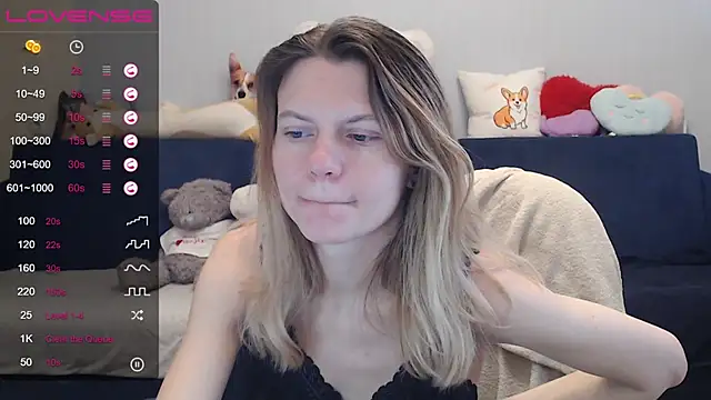 night is dark online show from January 28, 2025, 2:31 pm