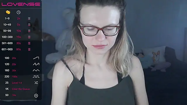 night is dark online show from March 4, 2025, 11:43 pm