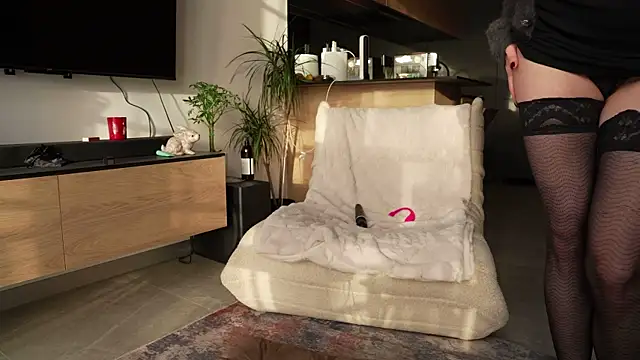 ibiddi online show from November 27, 2025, 1:13 pm