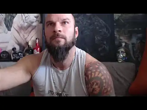 Snapshot of viking_30 chatting on January 15, 2025, 10:06 am viking 30 online show from January 15, 2025, 10:06 am