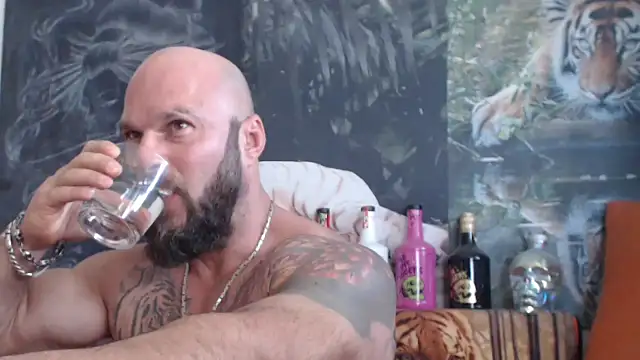 Snapshot of viking_30 chatting on September 9, 2025, 9:42 am viking 30 online show from September 9, 2025, 9:42 am