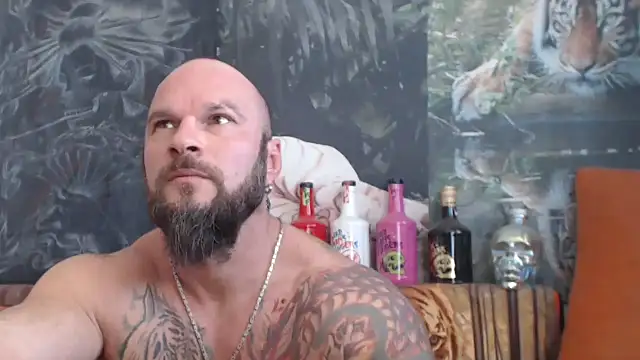 Snapshot of viking_30 chatting on September 23, 2025, 10:29 am viking 30 online show from September 23, 2025, 10:29 am