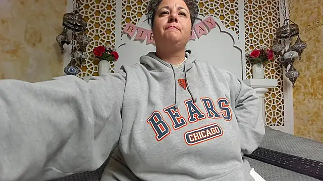 AleshaArabian online show from October 23, 2025, 3:28 am