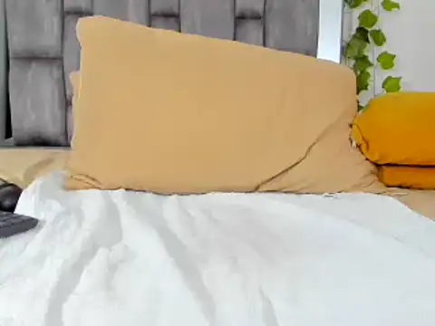 alyssia ocean online show from October 4, 2025, 12:36 pm