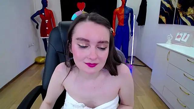 CloudGrace online show from March 9, 2025, 4:33 pm