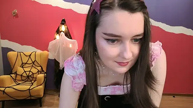 CloudGrace online show from October 26, 2025, 6:14 pm