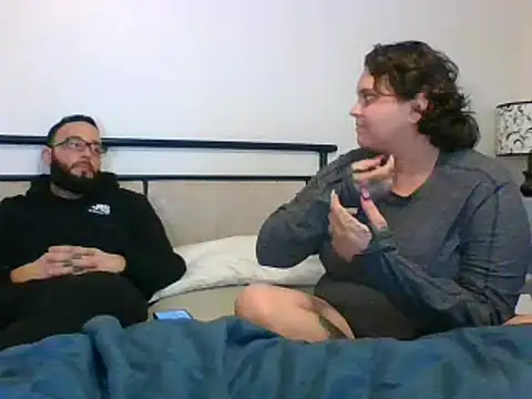 Snapshot of lyshaa chatting on February 1, 2025, 6:43 am lyshaa online show from February 1, 2025, 6:43 am