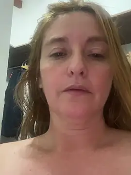Snapshot of moniquerainx chatting on February 10, 2025, 2:30 am moniquerainx online show from February 10, 2025, 2:30 am