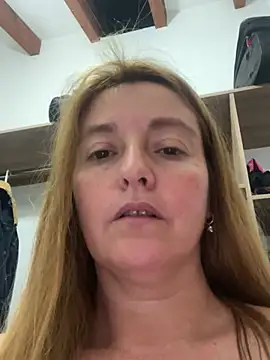 Snapshot of moniquerainx chatting on February 24, 2025, 3:33 am moniquerainx online show from February 24, 2025, 3:33 am