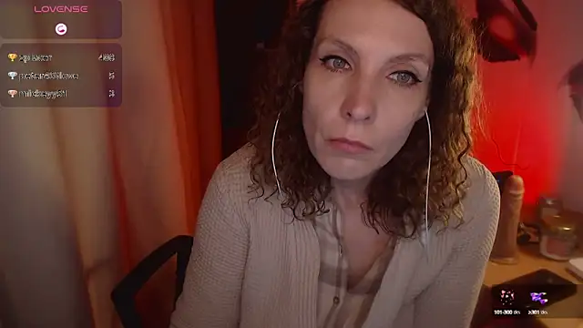 Snapshot of JohansonKatie chatting on January 5, 2025, 3:32 am JohansonKatie online show from January 5, 2025, 3:32 am