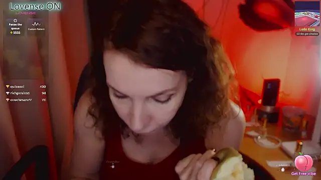 Snapshot of JohansonKatie chatting on March 9, 2025, 3:11 am JohansonKatie online show from March 9, 2025, 3:11 am