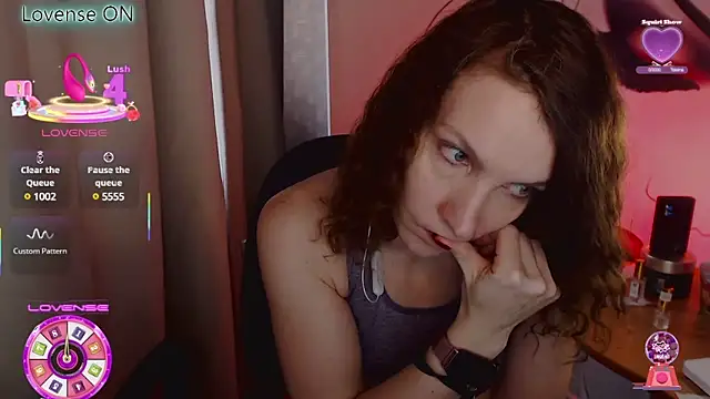 Snapshot of JohansonKatie chatting on March 11, 2025, 6:21 am JohansonKatie online show from March 11, 2025, 6:21 am