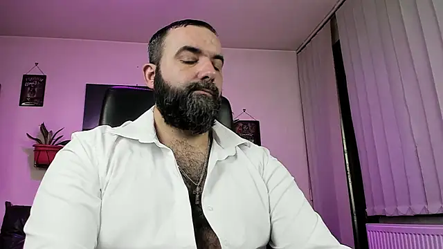 Snapshot of ChristophJules chatting on March 3, 2025, 11:56 pm ChristophJules online show from March 3, 2025, 11:56 pm