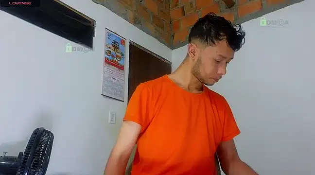 Snapshot of big_cock_mathew chatting on March 16, 2025, 6:23 pm big cock mathew online show from March 16, 2025, 6:23 pm