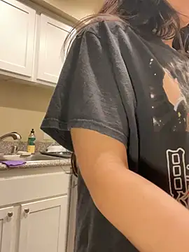 Evie-Luna online show from February 14, 2025, 3:43 am