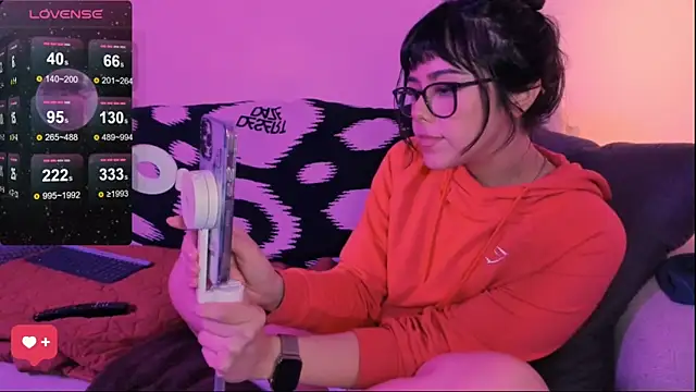 Evie-Luna online show from March 8, 2025, 1:50 am