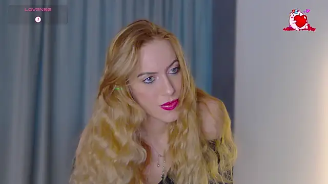 RockQueen A online show from February 7, 2025, 5:31 am