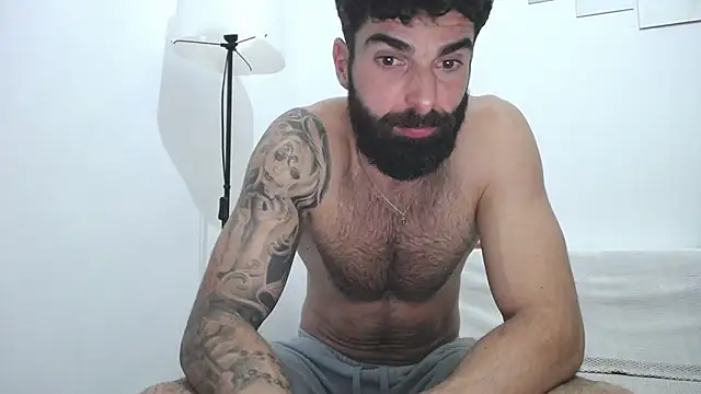 Verycutex online show from February 19, 2025, 7:38 pm