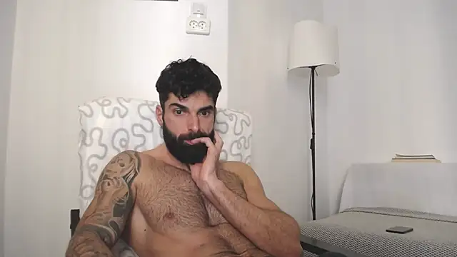 Verycutex online show from March 7, 2025, 10:13 am