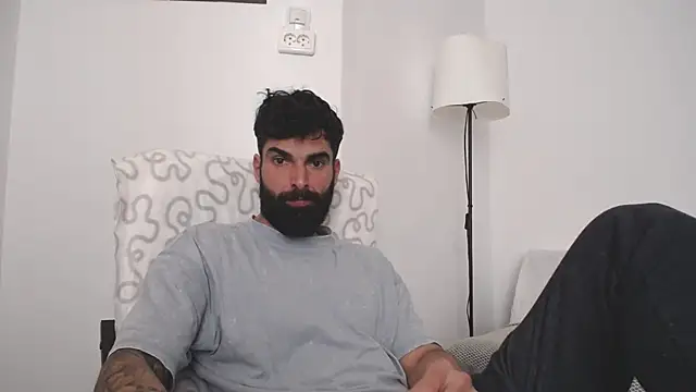 Verycutex online show from March 8, 2025, 8:44 am