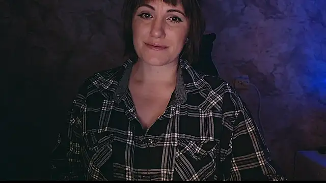 Snapshot of _letty_ chatting on March 8, 2025, 12:33 am letty online show from March 8, 2025, 12:33 am
