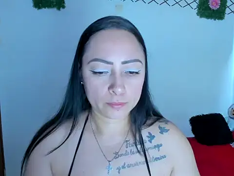 julybravo online show from December 12, 2024, 10:20 pm